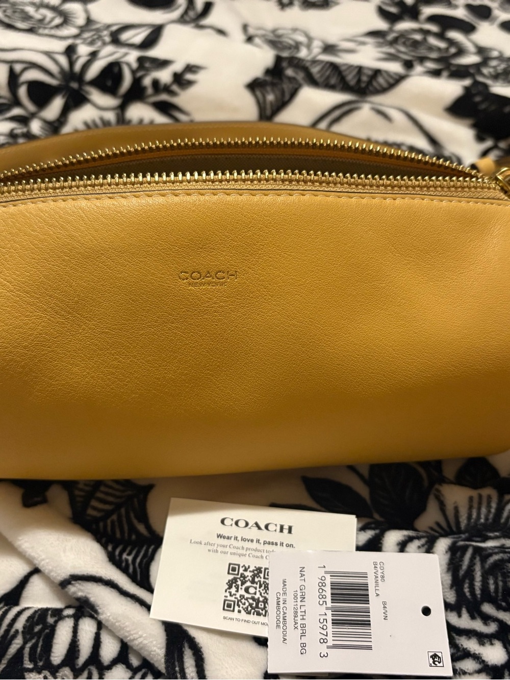Coach Barrel Bag in Vanilla